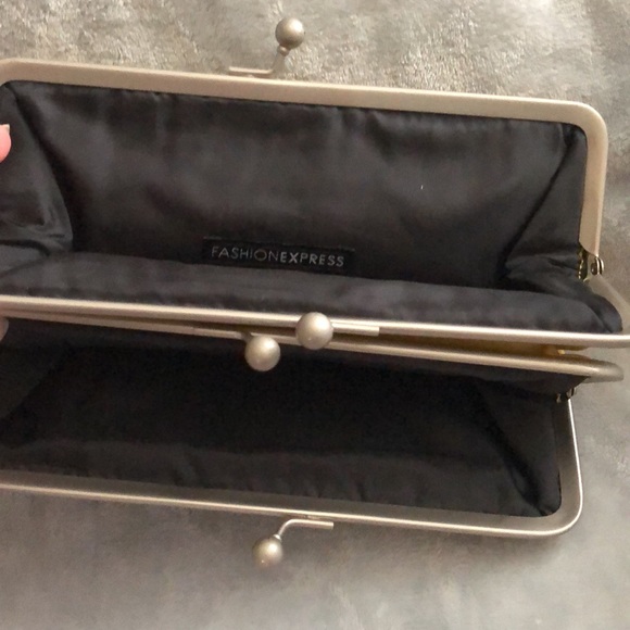 Off brand Hobo Wallet - Picture 3 of 7